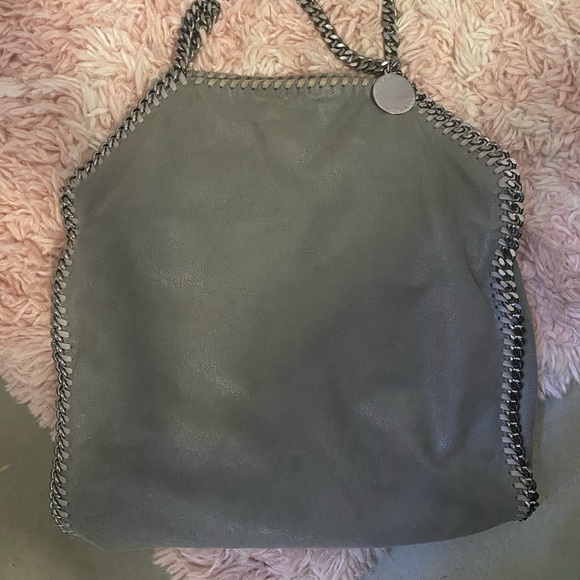 Stella McCartney Falabella Shaggy Deer foldover tote in Light Grey - Picture 4 of 11